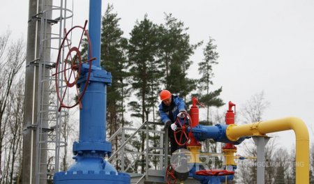 Газпром Украинд нийлүүлэх байгалийн хийн үнээ өсгөжээ 