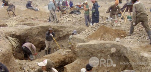 Сэлэнгийн Бугант "нинжа" нарын гарт сүйдэж байна