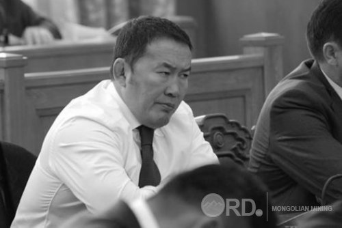  Х.Баттулга Ерөнхийлөгч Ц.Элбэгдоржийн зэмлэл, анхааруулгийг хүлээж авах уу?