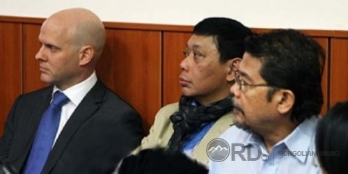 "Саусгоби Сэндс" компани 35 тэрбум төгрөгийг эргүүлэн төлөх эсэхийг өнөөдөр хэлэлцэнэ "Саусгоби Сэндс" компани 35 тэрбум төгрөгийг эргүүлэн төлөх эсэхийг өнөөдөр хэлэлцэнэ