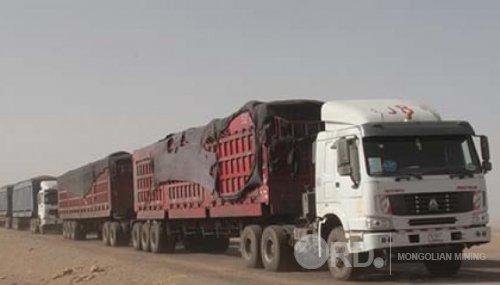 Нүүрс тээвэрлэж буй том оврын машинуудын замыг хааж эсэргүүцлээ илэрхийлжээ