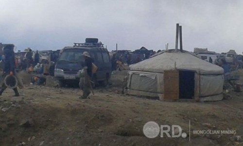 Говь-Алтайн Бигэрт 6000 нинжа байгаль сүйтгэж байна