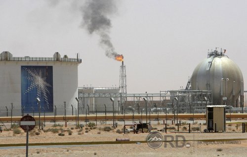 Саудын Араб: Газрын тосны гарцыг өсгөхгүй 