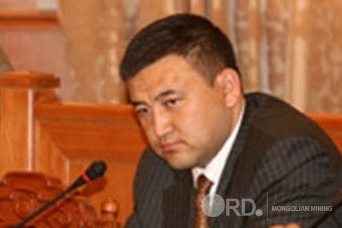Сангийн сайд Б.ЧОЙЖИЛСҮРЭН ТОСОН БУМБЫН НУРУУГ хятадуудад зарахаар шуударлаа 