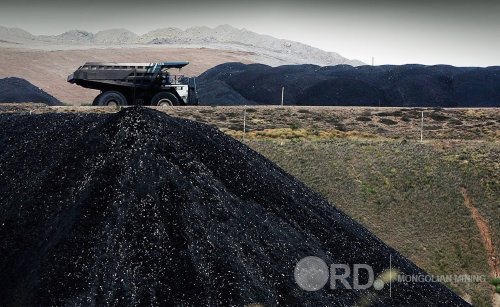 Нүүрс, гангийн илүүдэл танах зорилт ахиц муутай байна