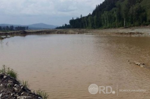 Сэлэнгэ аймагт хууль бусаар алт олборлосны улмаас 375 сая төгрөгийн хохирол учирчээ