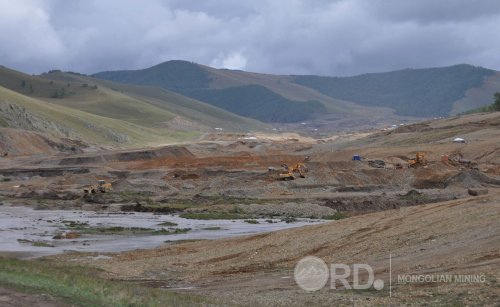 Орхон гол бохирдуулагчдын үйл ажиллагааг түр зогсоолоо