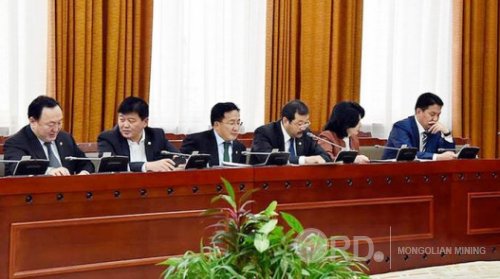 Гацууртын ордыг эдийн засгийн эргэлтэд оруулна Гацууртын ордыг эдийн засгийн эргэлтэд оруулна