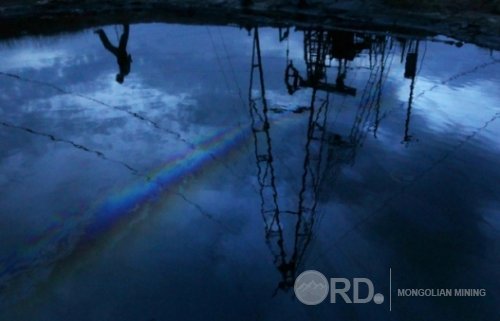 Нээн илрүүлсэн нефтийн ордын тоо эрс цөөрчээ Нээн илрүүлсэн нефтийн ордын тоо эрс цөөрчээ