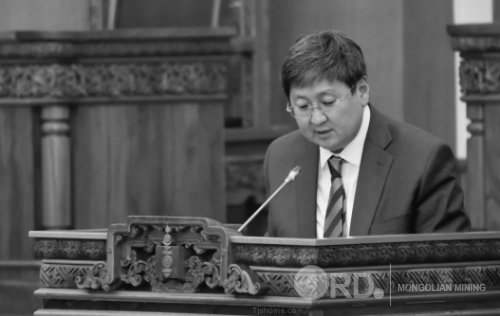 ОюуТолгойн орлогыг Монголын банкаар дамжуулах нь буруу гэж үздэг Ч.Хүрэлбаатар сайд болно гэнэ үү? ОюуТолгойн орлогыг Монголын банкаар дамжуулах нь буруу гэж үздэг Ч.Хүрэлбаатар сайд болно гэнэ үү?