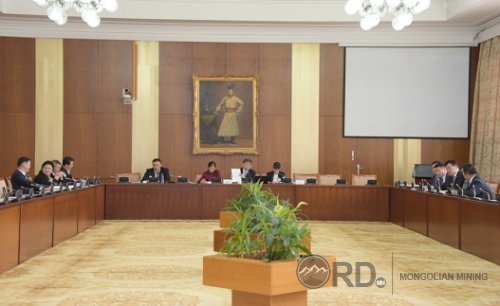 Гүйцэтгэх ажиллагааны зардал, МИАТ, Монголбанкны үйл ажиллагаанд аудит оруулна