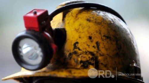 ӨАБНУ-д 950 орчим хүн уурхайн гүнд боогдоод байна