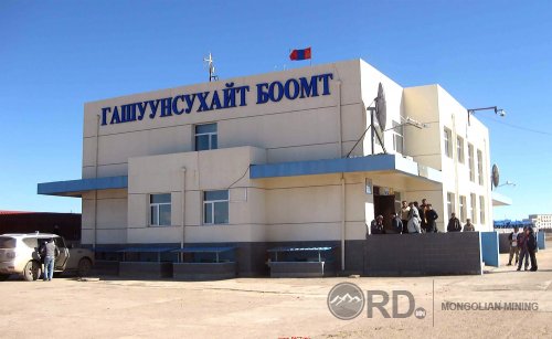 Гашуунсухайт боомтын дараалал буурав