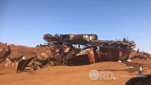 Австралид төмрийн хүдэр тээвэрлэж явсан галт тэрэг осолдов