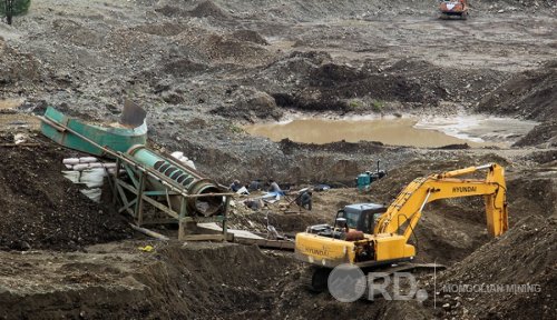 Өлтийн хөндийг өрөмдсөн алтны компаниуд орхон голыг онилж байна-2 Өлтийн хөндийг өрөмдсөн алтны компаниуд орхон голыг онилж байна-2