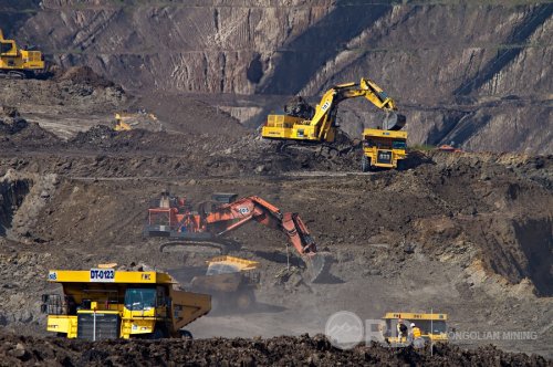 Сангийн яам уул уурхайн салбараас олох орлогын төсөөллөө бууруулжээ