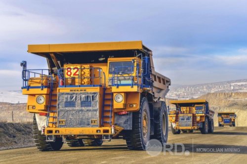 Эрдэнэт үйлдвэрт данстай хүн бүрт урамшуулал хүртээлээ