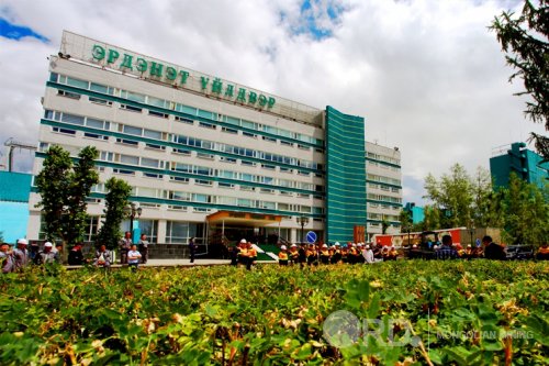 Монголын зэс корпораци: "Эрдэнэт үйлдвэр" ТӨҮГ-ын 49 хувьтай холбоотой хэлцэл нэг шат ахив
