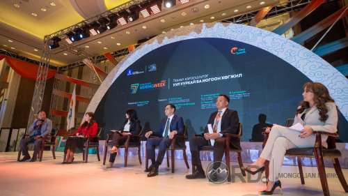 “Mongolian mining week-2022”:  Уул уурхайн салбарын хөгжил  зуун жилийн “эморол” дээрээ байна