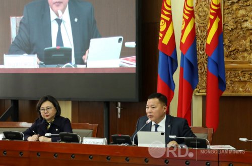 С.Одонтуяа: МАН-ын дээд албан тушаалтнуудтай танил хүмүүс нүүрсний хулгай хийж, мафи бий болсон