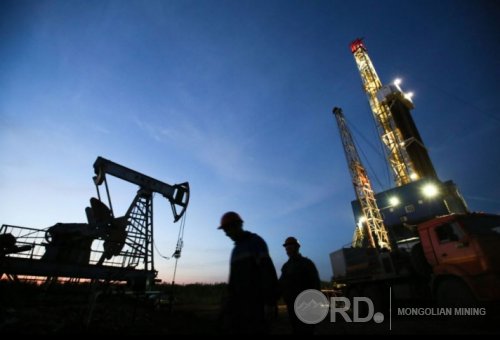 Эдийн засаг хямарч болзошгүй гэх болгоомжлол газрын тосны үнэд нөлөөлжээ