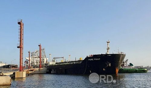 Пакистан Оросын газрын тосны төлбөрийг юаниар хийжээ